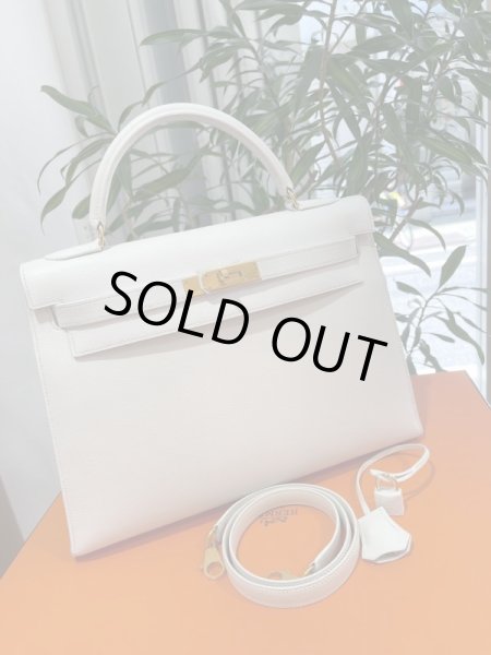 画像1: 【極美品】HERMES エルメス ケリー32 外縫い ヴォーグレネ ホワイト ゴールド金具 Y刻印〇 ヴィンテージ 中古 ハンドバッグ ショルダーバッグ 2WAYバッグ レディース 女性用 ブランド 本革 レザー カーフ 白 希少 レア プレゼント ギフト バック (1)