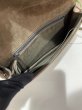 画像7: 【美品】HERMES エルメス リディ ドブリス ダークグレー ゴールド金具 F刻印○ ヴィンテージ スエード 中古 ショルダーバッグ クラッチバッグ 2WAYバッグ レディース 女性用 ブランド スウェード 本革 レザー カーフ 希少 レア プレゼント ギフト バック　 (7)