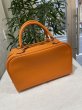 画像2: 【美品】HERMES エルメス サック アンヴィ 26 ヴォーエプソン オレンジ シルバー金具 K刻印□ 中古 ハンドバッグ レディース 女性用 ブランド 本革 レザー カーフ フォーマル パーティ 希少 レア プレゼント ギフト バック (2)