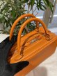 画像3: 【美品】HERMES エルメス サック アンヴィ 26 ヴォーエプソン オレンジ シルバー金具 K刻印□ 中古 ハンドバッグ レディース 女性用 ブランド 本革 レザー カーフ フォーマル パーティ 希少 レア プレゼント ギフト バック (3)