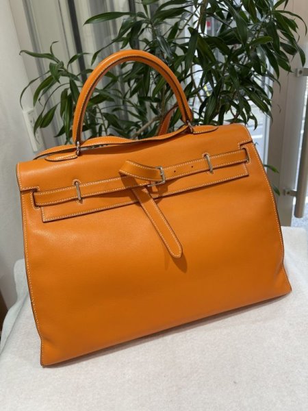 画像1: 【極美品】HERMES エルメス ケリーフラット35 スイフト オレンジ シルバー金具 K刻印□ 中古 ハンドバッグ トートバッグ クラッチバッグ セカンドバッグ レディース 女性用 ブランド 本革 レザー 希少 レア プレゼント ギフト バック (1)