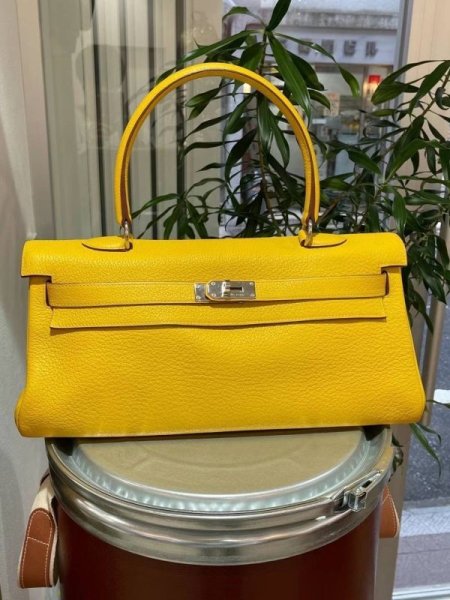 画像1: 【美品】HERMES エルメス ショルダーケリー トリヨンクレマンス ソレイユ シルバー金具 M刻印□ 中古 ハンドバッグ トートバッグ レディース 女性用 ブランド イエロー 黄色 本革 レザー カーフ 希少 レア プレゼント ギフト バック (1)