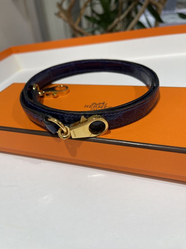 【極美品】HERMES エルメス ショルダーストラップ アリゲーターリセ ブルー ゴールド金具 クロコダイル 中古 レディース 女性用 バンドリエール  ブランド エキゾチックレザー 本革 青 希少 レア プレゼント ギフト バッグ用 ケリー ボリード バック