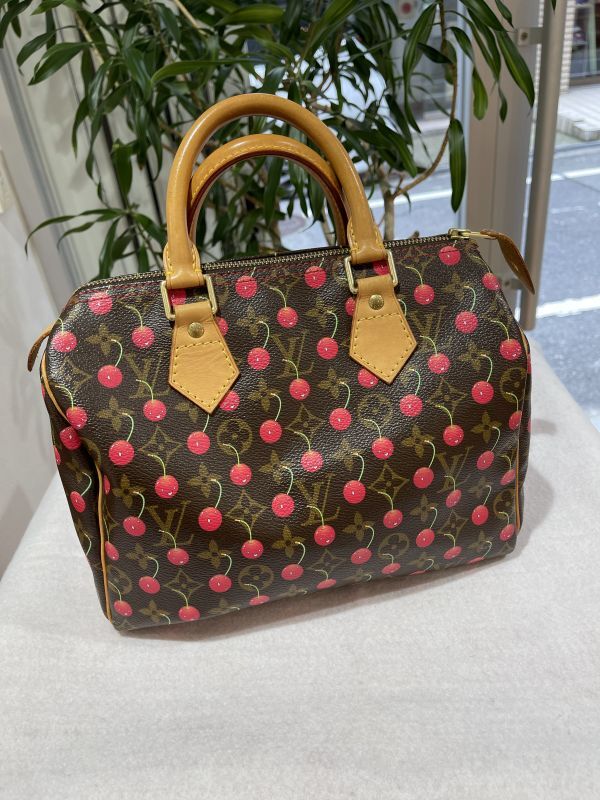 【美品】LOUIS VUITTON ルイ・ヴィトン M95009 スピーディ25 モノグラム チェリー 2005年 村上隆コレクション 中古  ハンドバッグ ボストンバッグ レディース 女性用 ブランド ビトン 希少 レア プレゼント ギフト バック