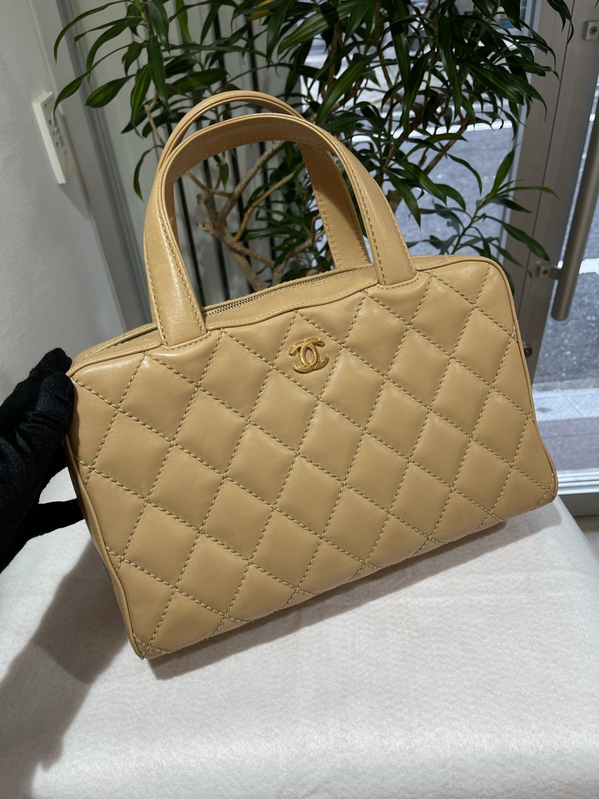 【美品】CHANEL シャネル A14692 ワイルドステッチ ミニ ボストンバッグ カーフレザー ベージュ ゴールド金具 ヴィンテージ ハンドバッグ  中古 トートバッグ レディース 女性用 ブランド 本革 ラムスキン 希少 レア バック